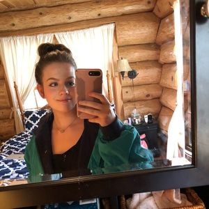 Meet your Posher, Mackenzie